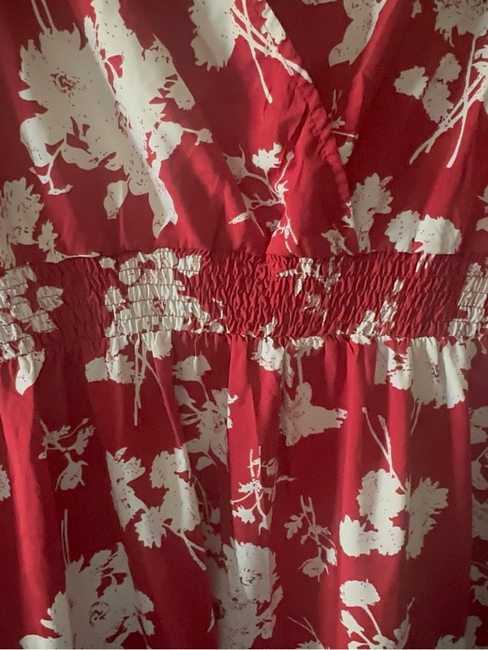 SHEIN Red & White Floral Wrap-Style Long Sleeve Dress - Picture 2 of 2